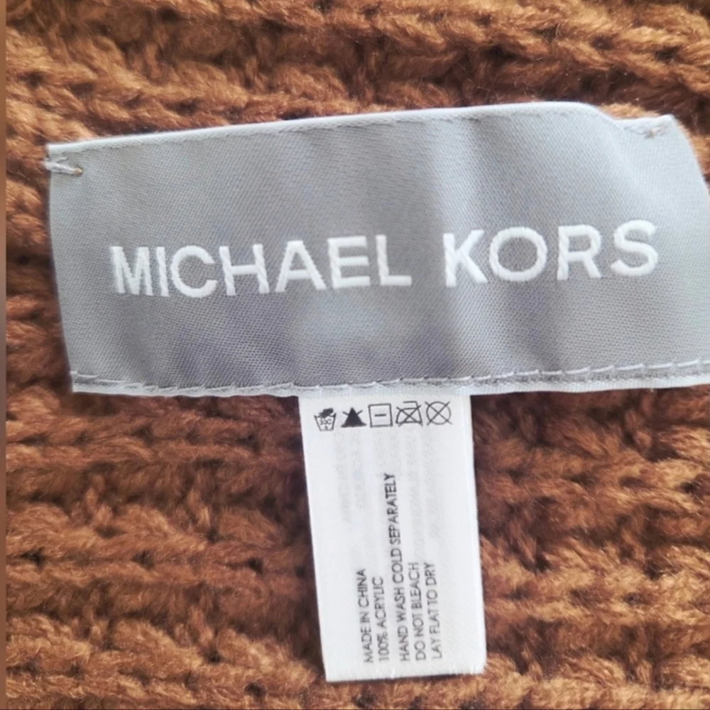 NEW!!! Michael Kors✨️ Women's Brown Knit Hat